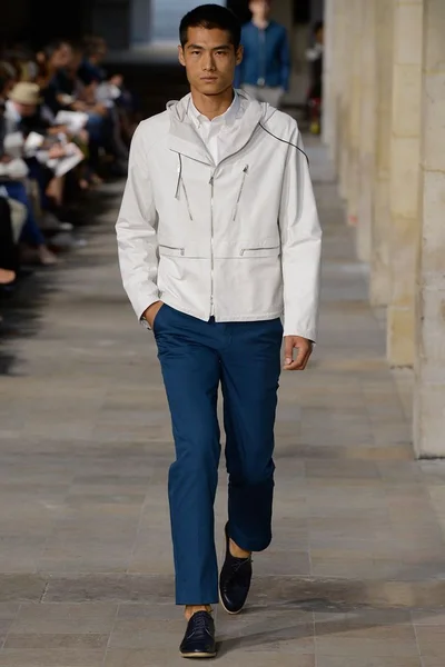 Look 4
